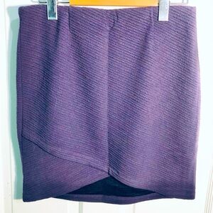 [DYNAMITE] Tulip Skirt